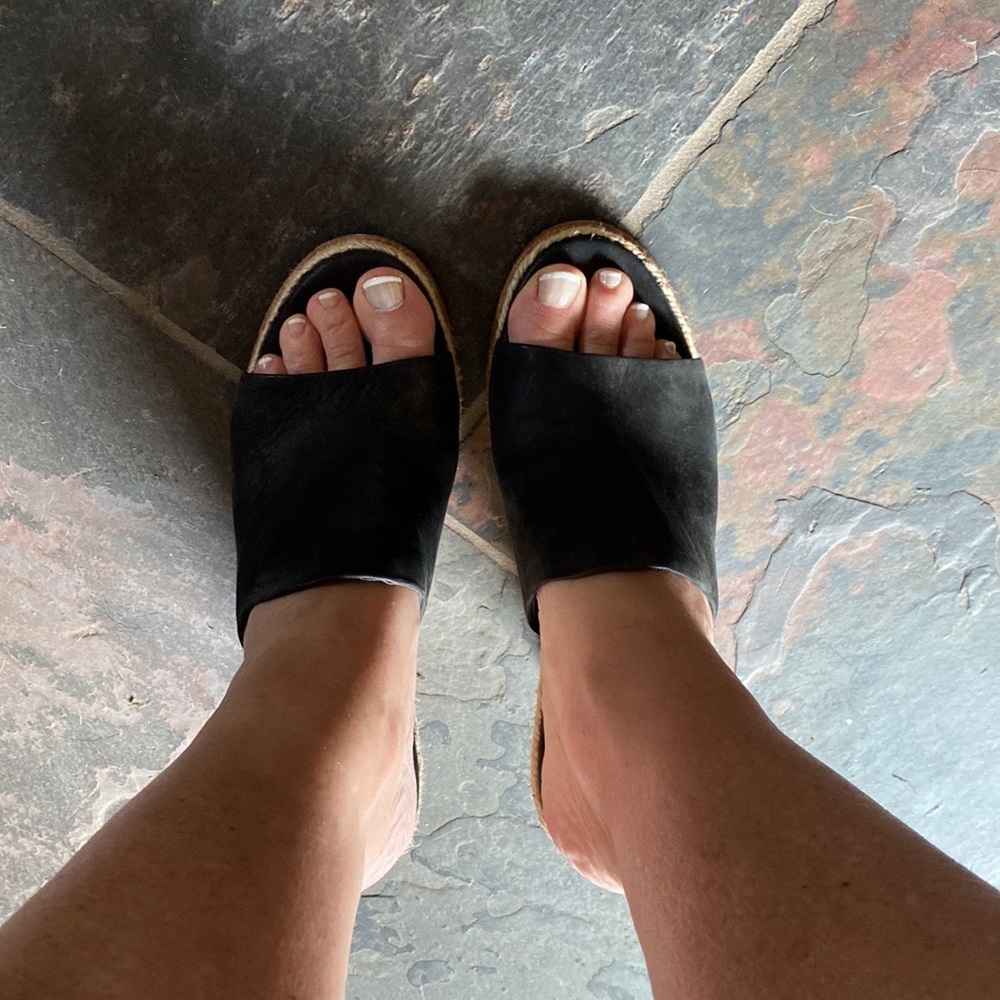 Sigerson Morrison wedge, size 7 - Picture 6 of 7